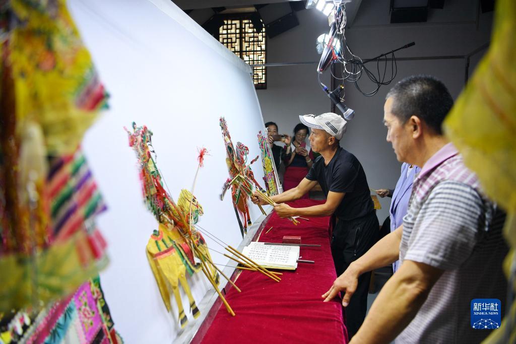 银钻娱乐如何改密码